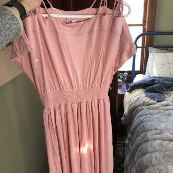 Ingrid & Isabel Smocked Empire Maxi Maternity Dress - Picture 4 of 8